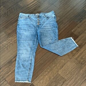 LC Lauren Conrad Light Blue Straight Leg Jeans